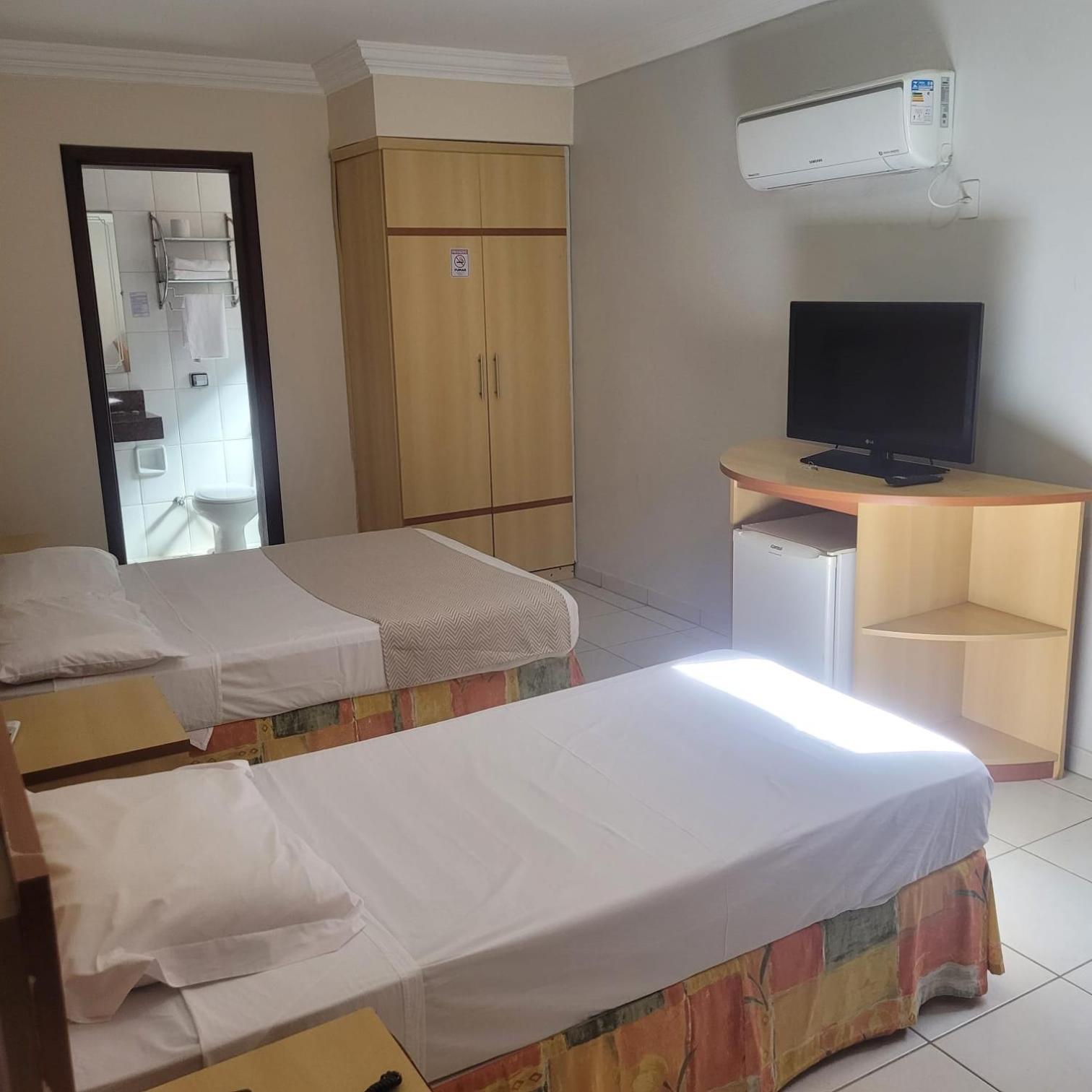 Gran Roza Hotel ปาโตส เจ มินาส ภายนอก รูปภาพ